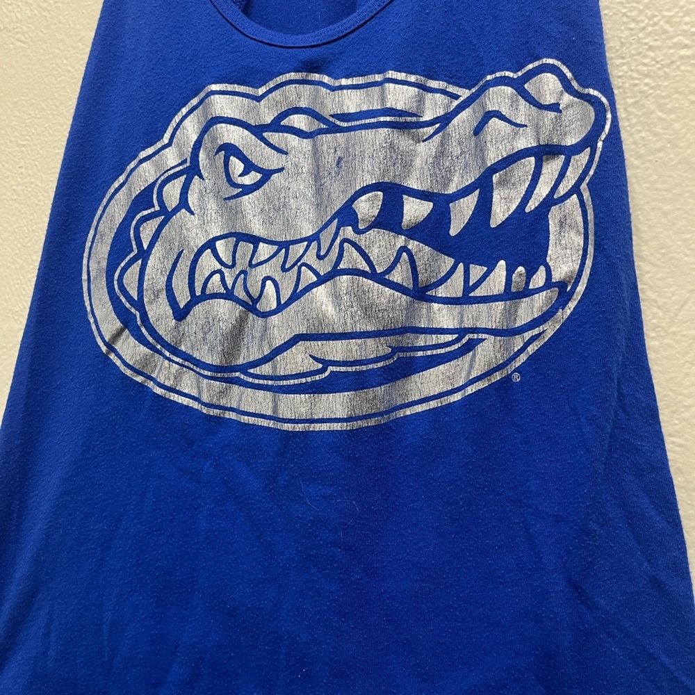 PINK razorback tee
